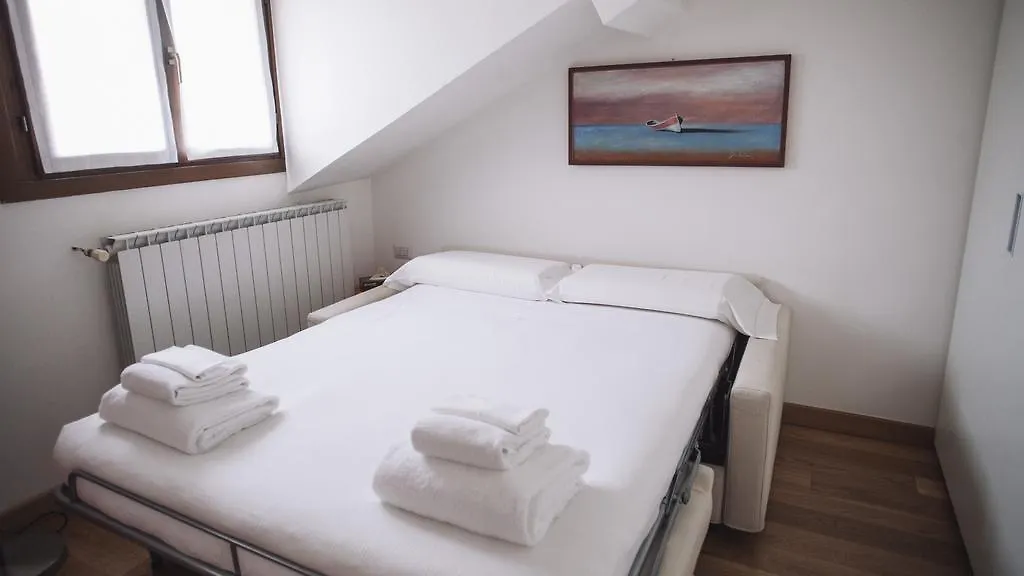 Italianway-Vivaio Apartment Milan 0*,